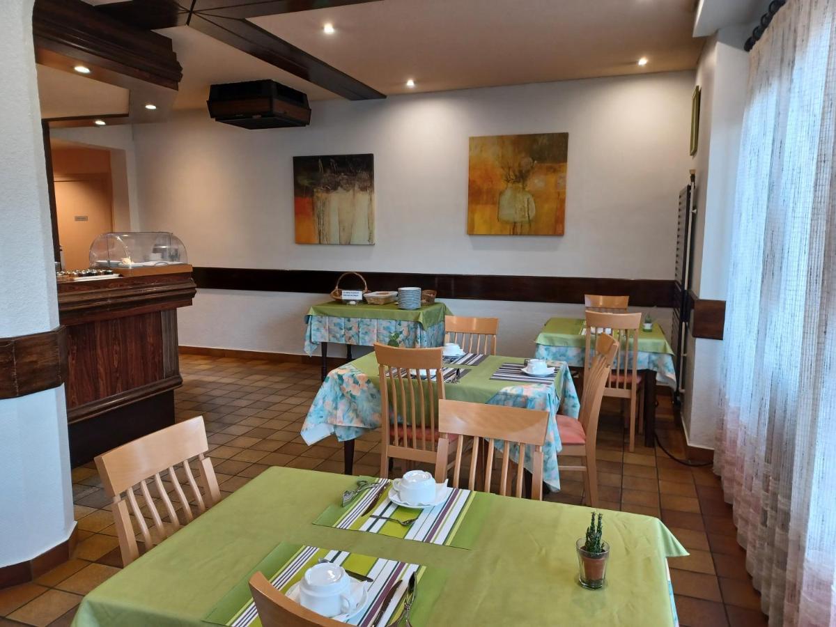 Logis - Hotel Restaurant Bellevue Annecy Kültér fotó