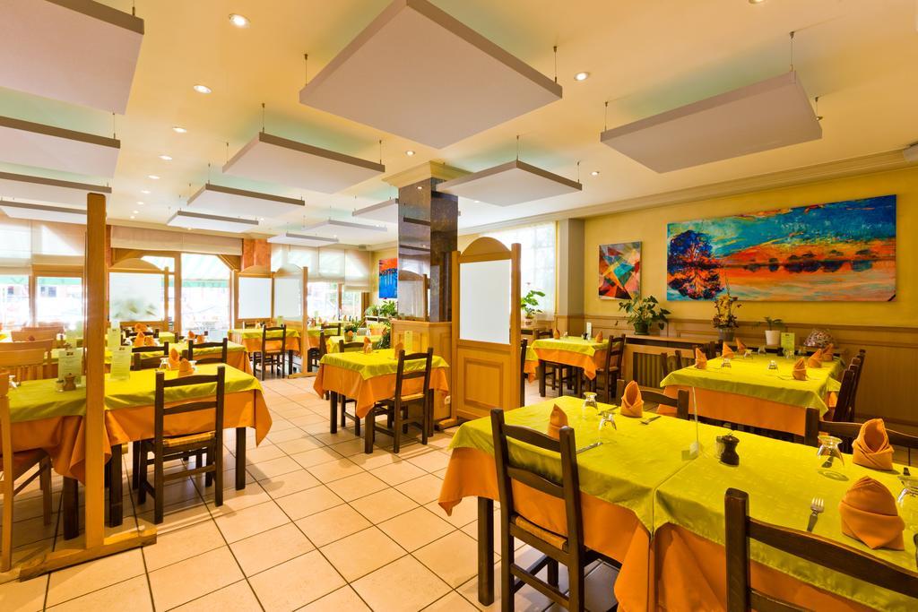 Logis - Hotel Restaurant Bellevue Annecy Kültér fotó