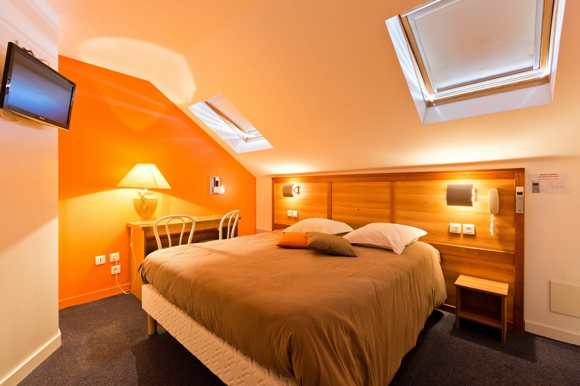 Logis - Hotel Restaurant Bellevue Annecy Kültér fotó